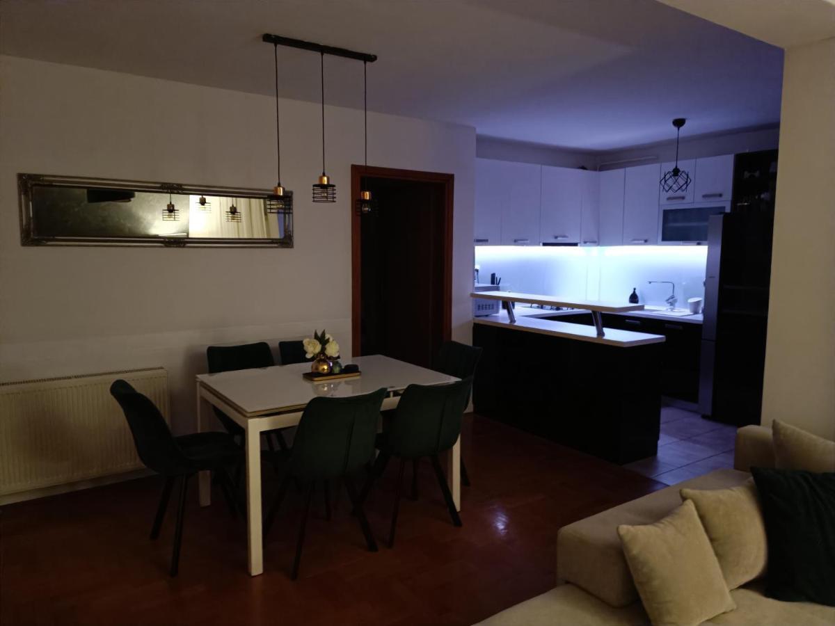 Apartamento Arena Osijek Exterior foto