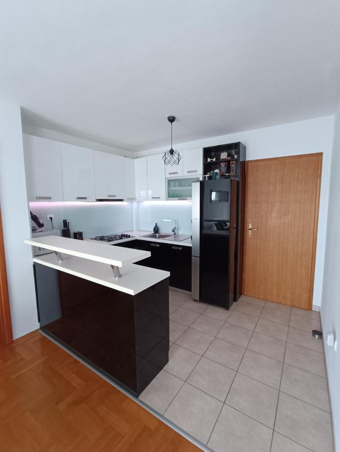 Apartamento Arena Osijek Exterior foto