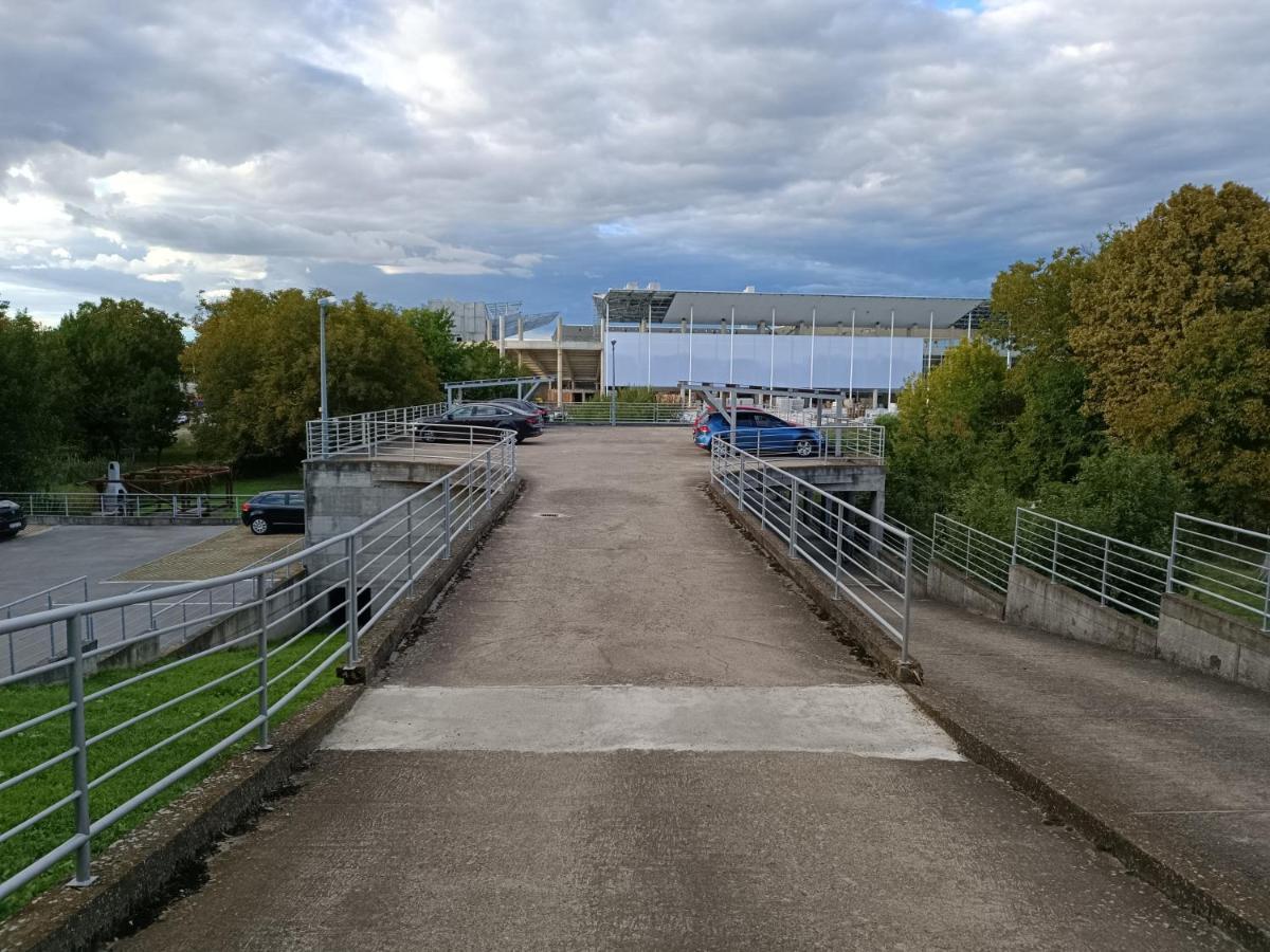 Apartamento Arena Osijek Exterior foto