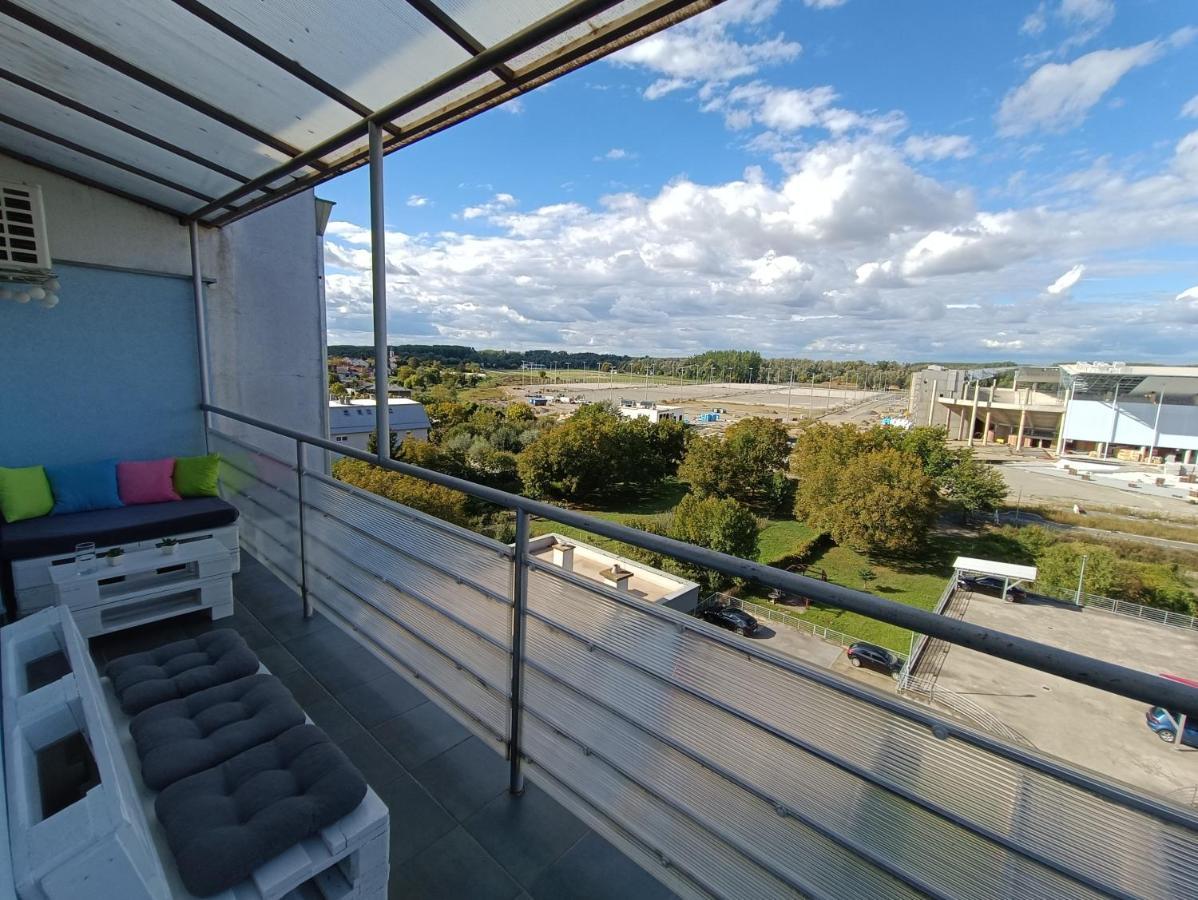 Apartamento Arena Osijek Exterior foto