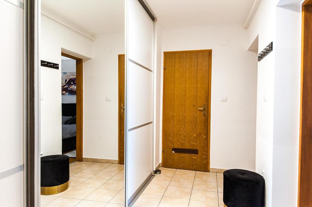 Apartamento Arena Osijek Exterior foto