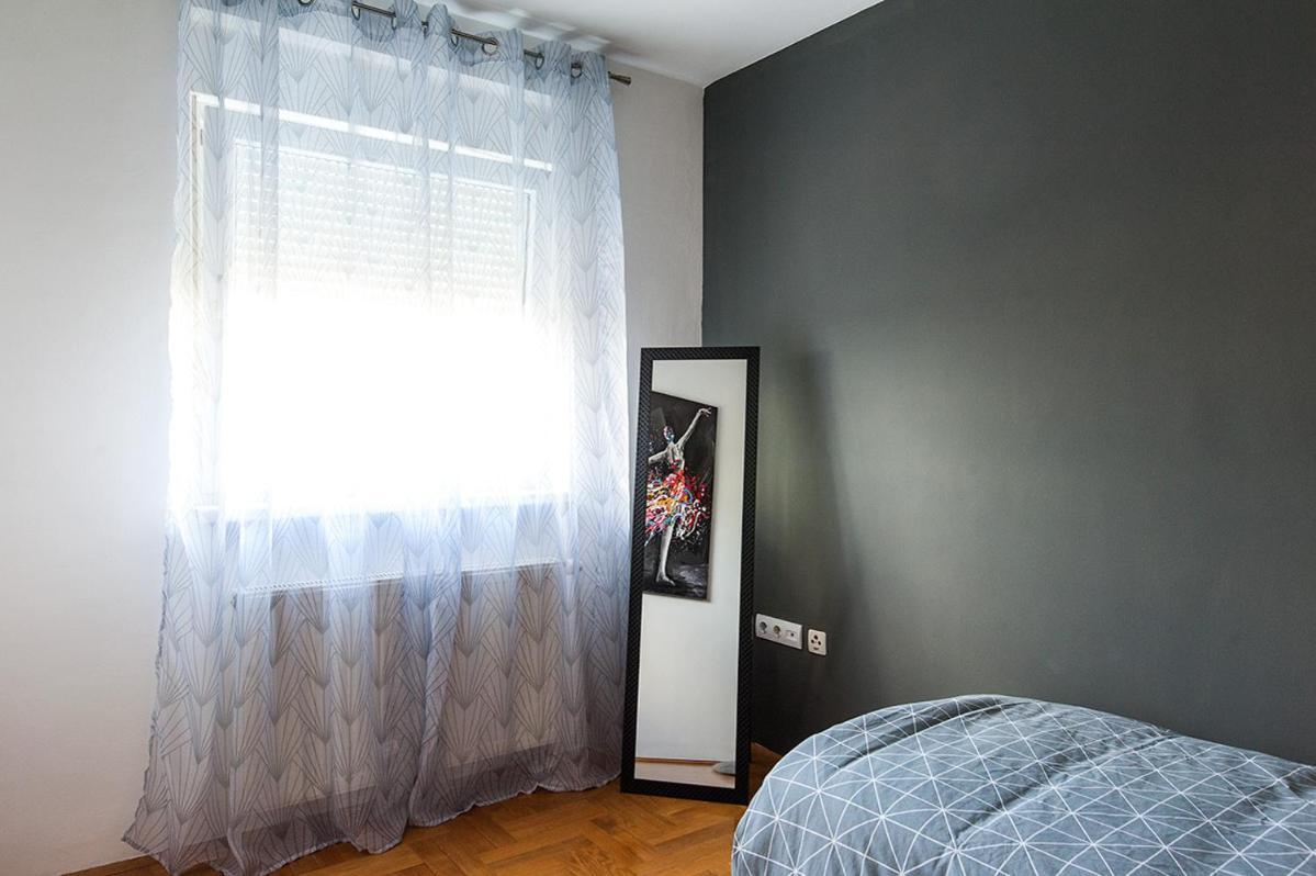 Apartamento Arena Osijek Exterior foto